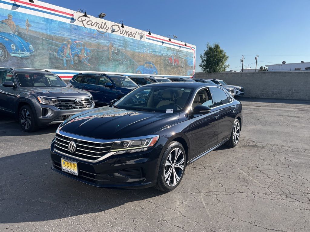2022 Volkswagen Passat 2.0T SE FWD