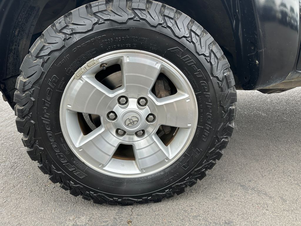 2014 Toyota Tacoma Base