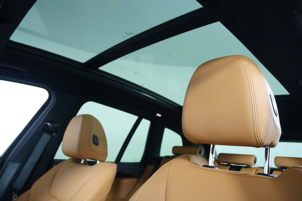 Thumbnail: 2024 BMW X3 - 12