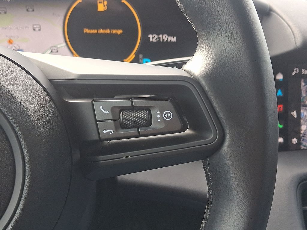 Thumbnail: 2024 Porsche Taycan - 24