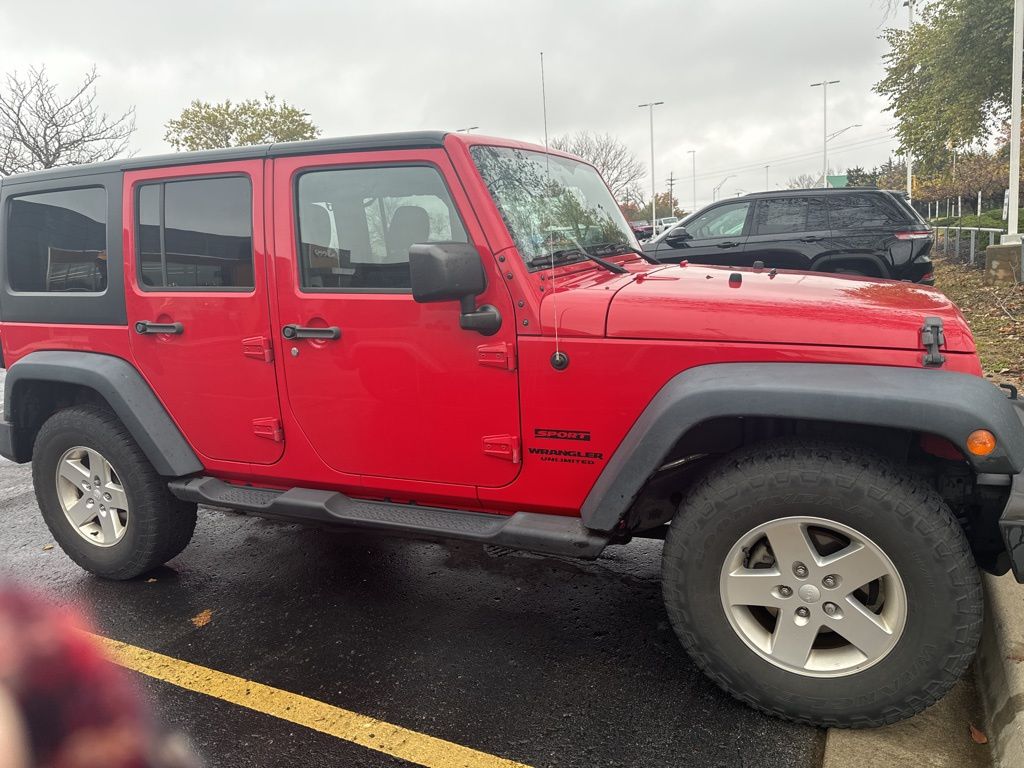 2014 Jeep Wrangler Unlimited Sport 2