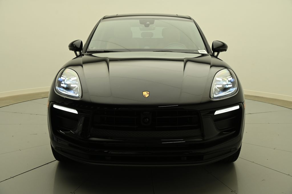 Thumbnail: 2025 Porsche Macan - 26