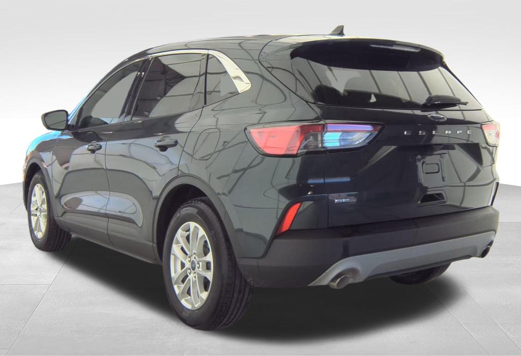 Certified 2022 Ford Escape SE with VIN 1FMCU0G6XNUB52617 for sale in Kansas City