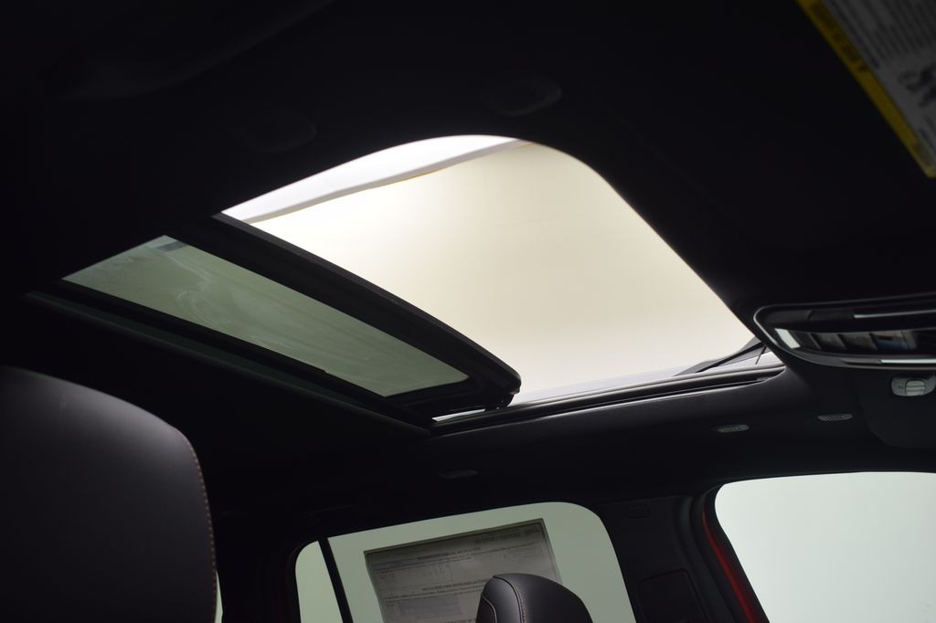 new 2026 Jeep Cherokee car, priced at $42,718