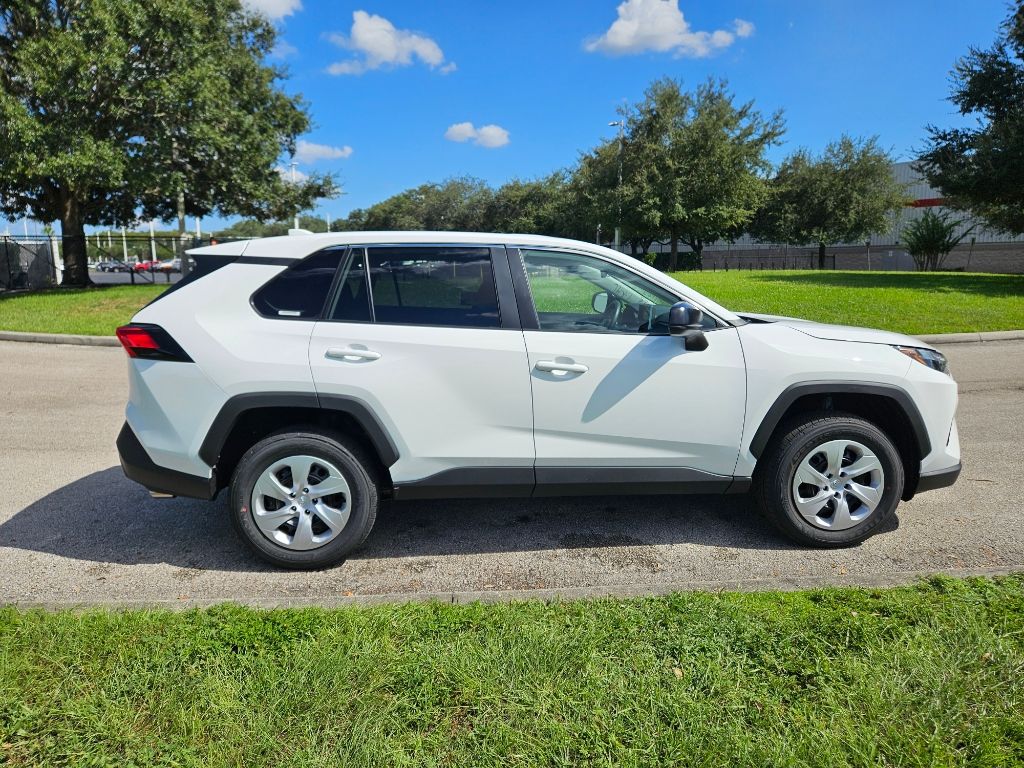 Thumbnail: 2024 Toyota RAV4 - 6