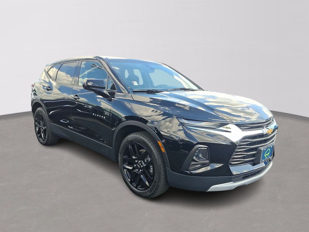 Thumbnail: 2021 Chevrolet Blazer - 3