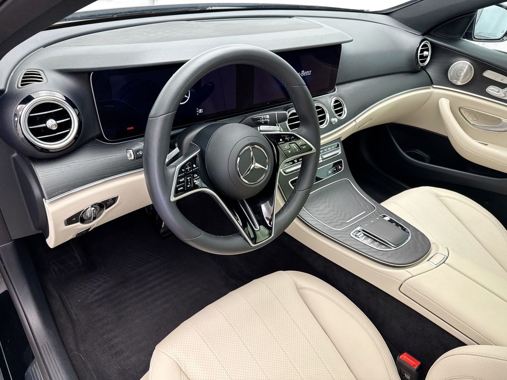 Thumbnail: 2023 Mercedes-Benz E-Class - 4