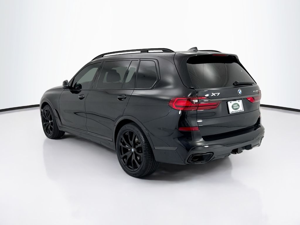 Thumbnail: 2021 BMW X7 - 7