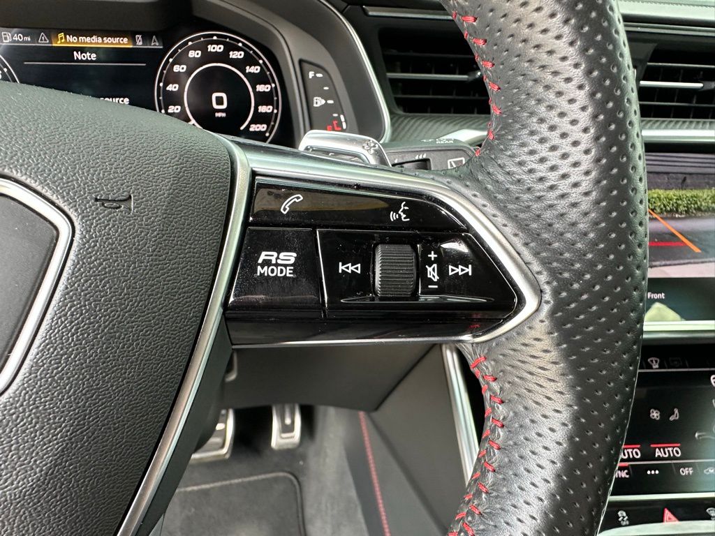 Thumbnail: 2021 Audi RS 6 - 15