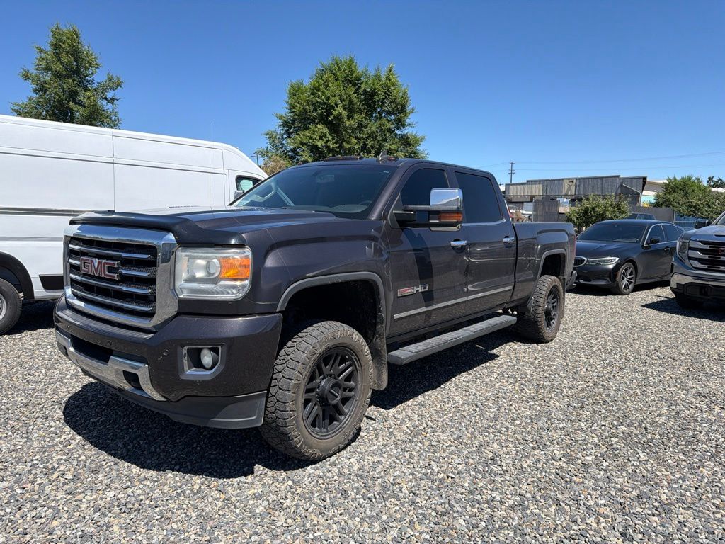 2015 GMC Sierra 3500HD SLT Crew Cab 4WD Pickup Truck Four-Wheel Drive 6-Speed Automatic