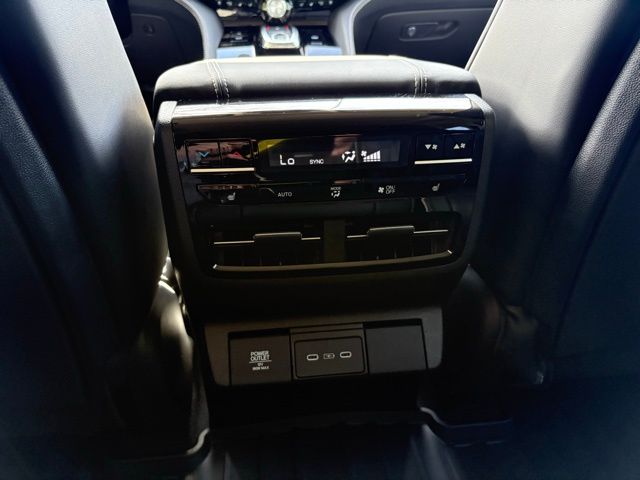 2026 Acura MDX Advance Package