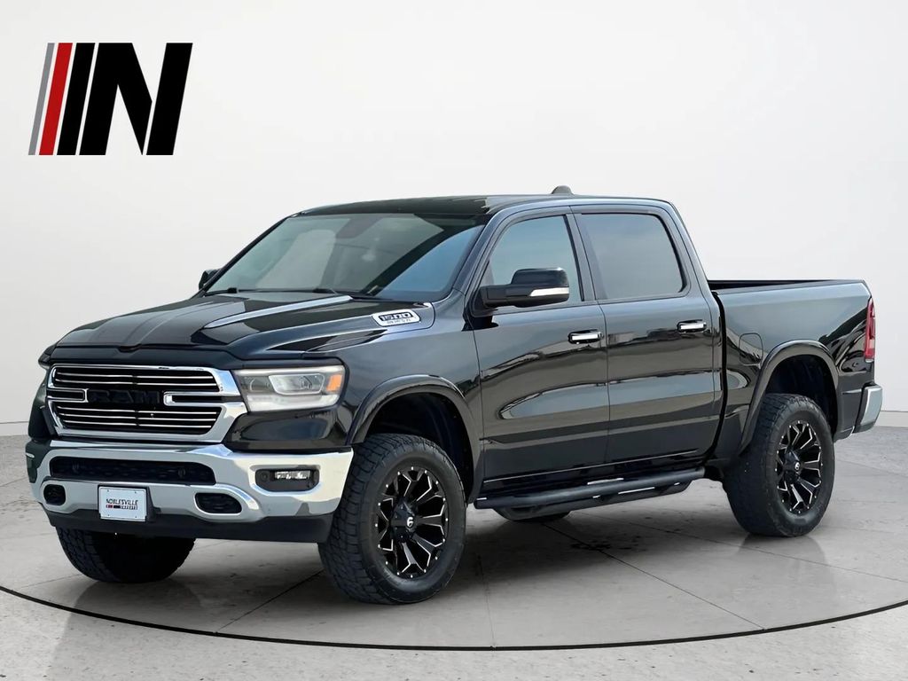 2019 RAM 1500 Laramie Crew Cab 4WD