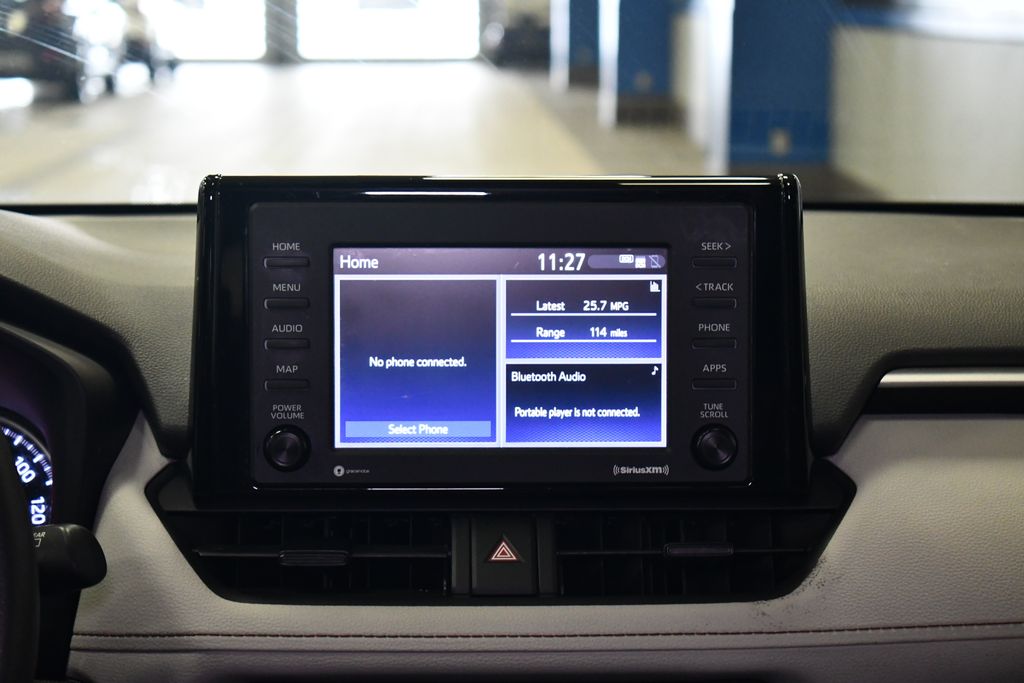 Thumbnail: 2021 Toyota RAV4 - 19