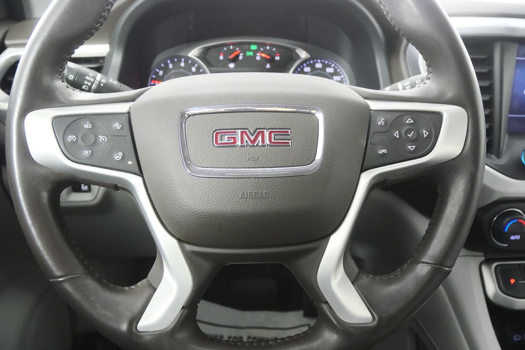 Thumbnail: 2022 GMC Acadia - 22