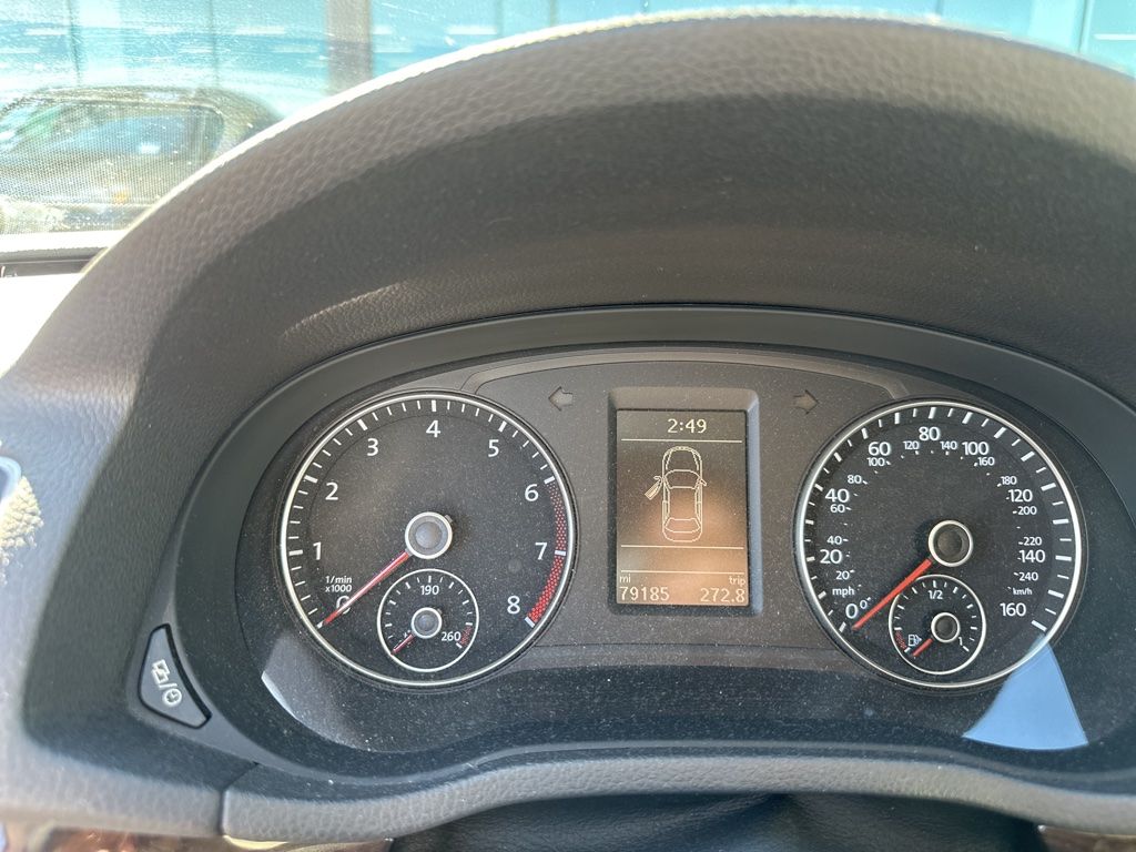 Thumbnail: 2015 Volkswagen Passat - 8