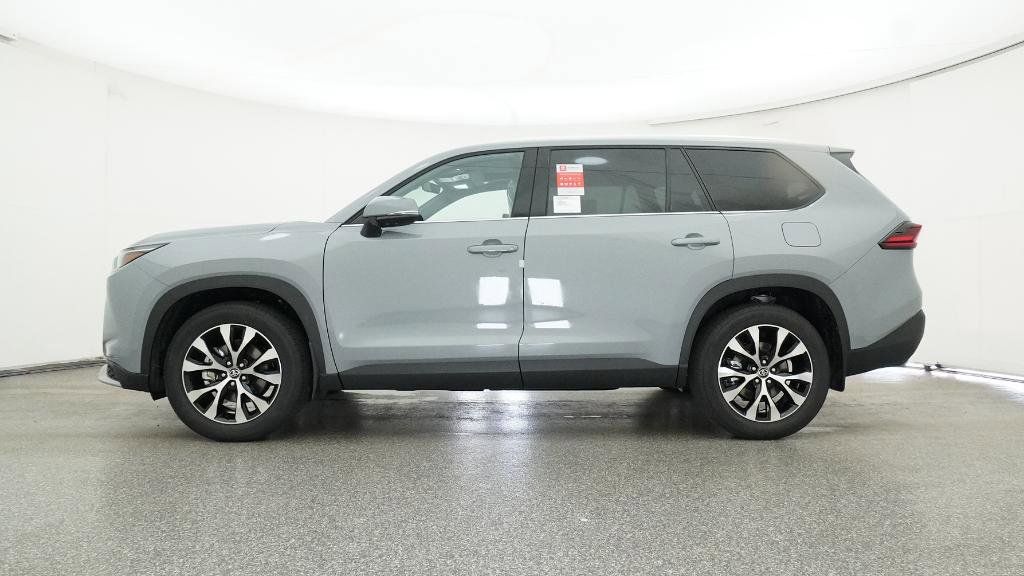 Thumbnail: 2026 Toyota Grand Highlander - 21