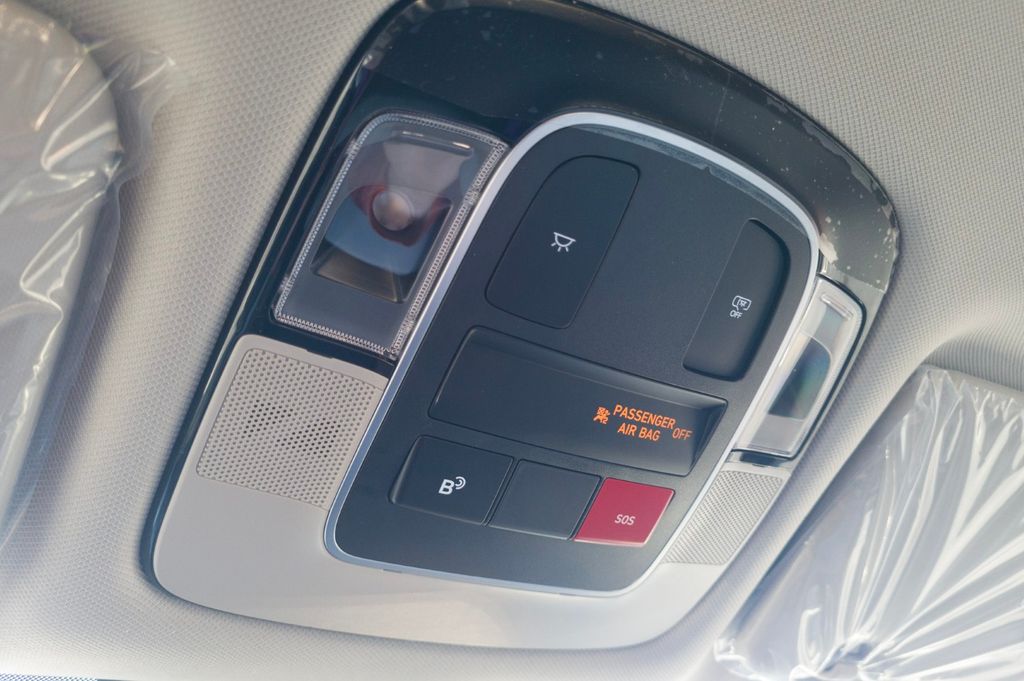 New 2026 White Hyundai SEL Plus image 34