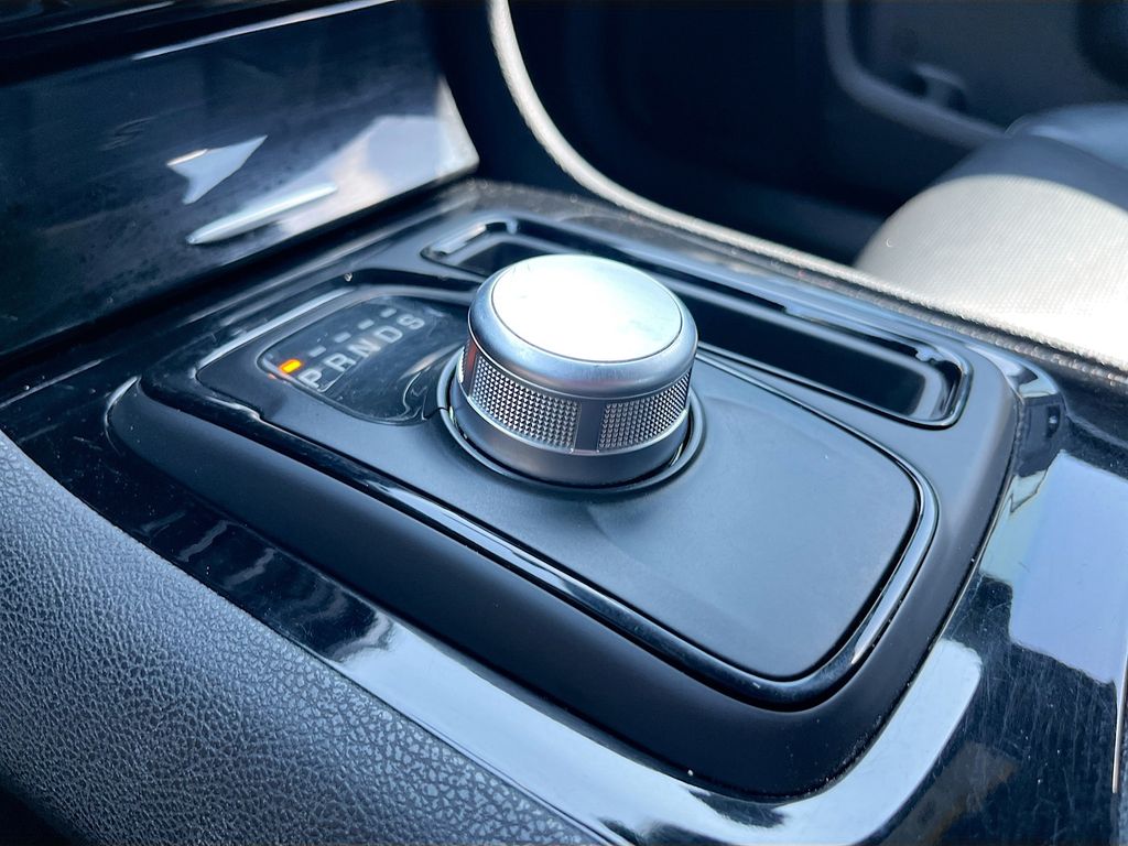 Used 2021 White Chrysler S image 17
