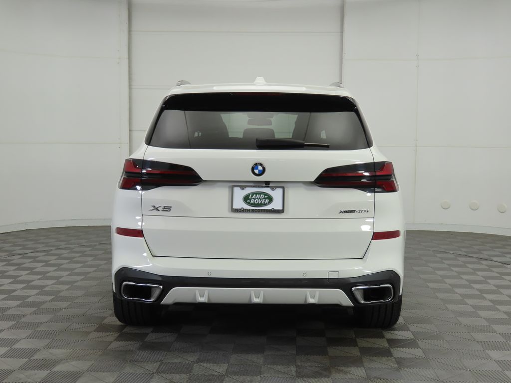 Thumbnail: 2024 BMW X5 - 6
