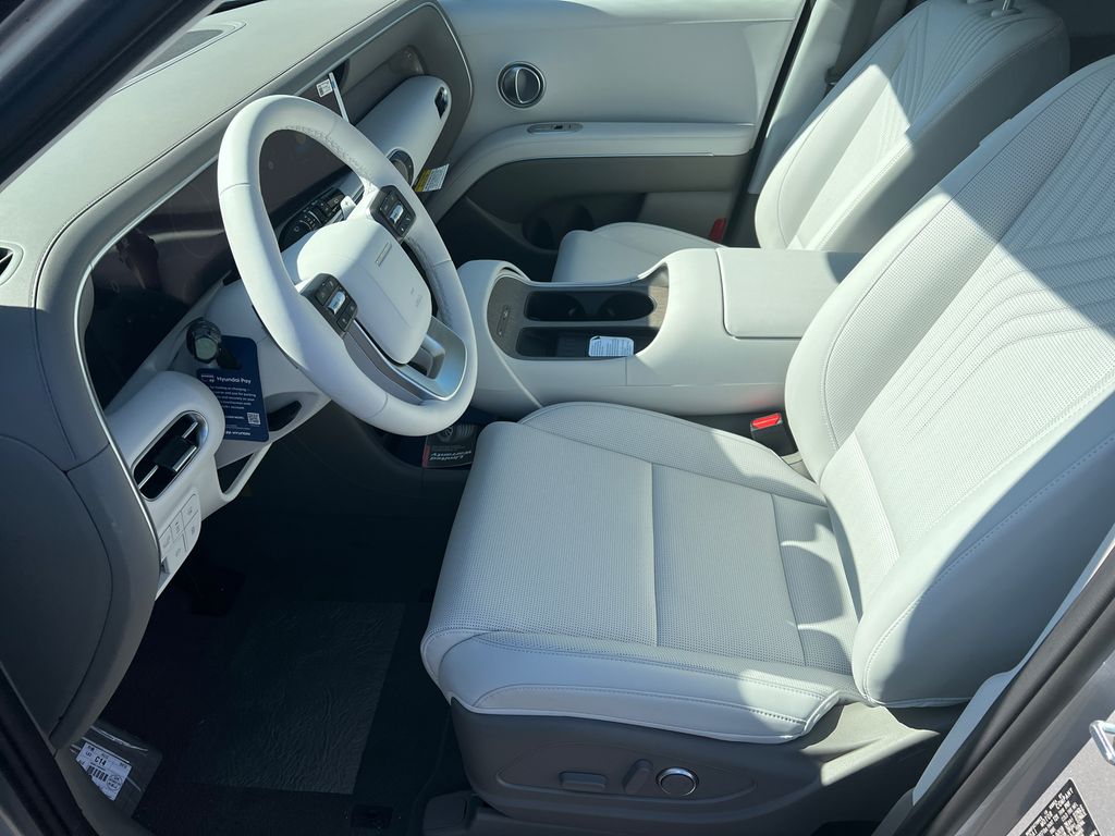New 2026 Silver Hyundai SEL image 10
