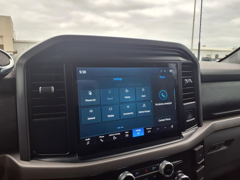 View vehicle photo 4