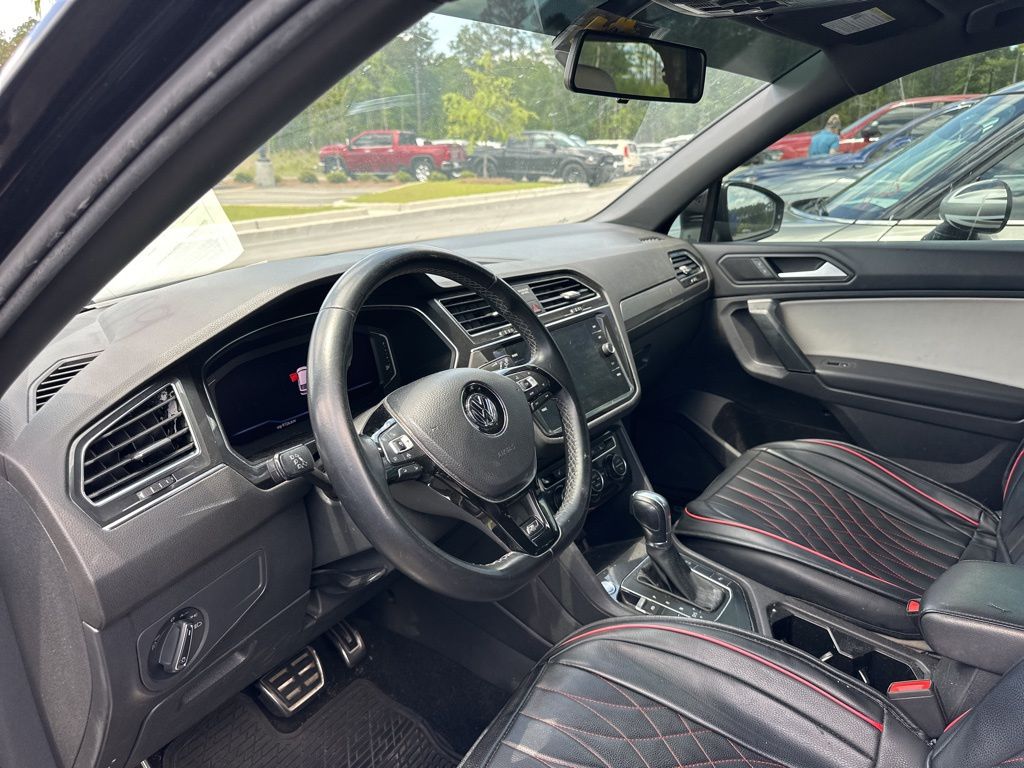 2019 Deep Black Pearl Volkswagen Tiguan 2.0T SEL R-Line FWD SUV
