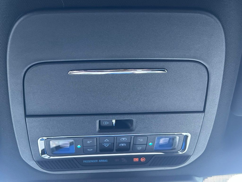 2025 Ford F-250SD Platinum White at Walterboro Ford