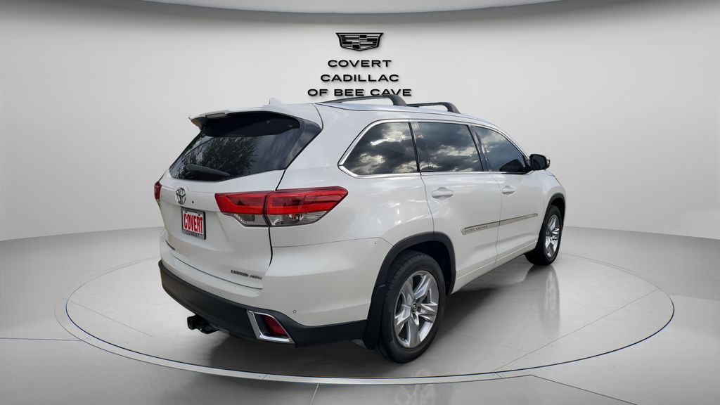 Used Car 2017 Toyota Highlander  Limited For Sale Under $25,000 In Austin, Texas