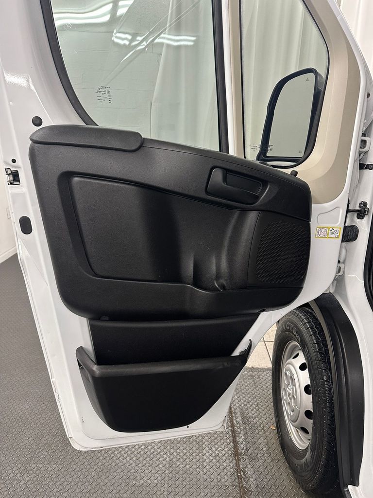 used 2022 Ram ProMaster 2500 car, priced at $30,985