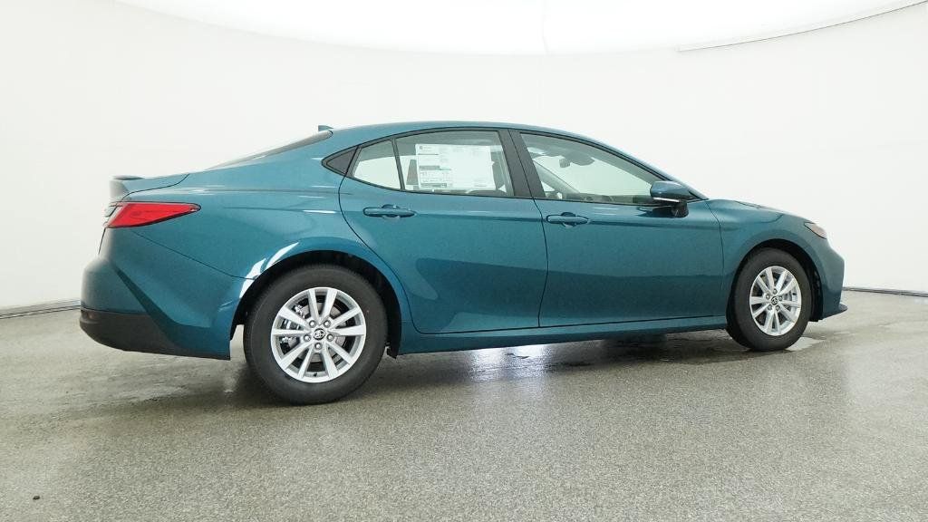 Thumbnail: 2026 Toyota Camry - 31