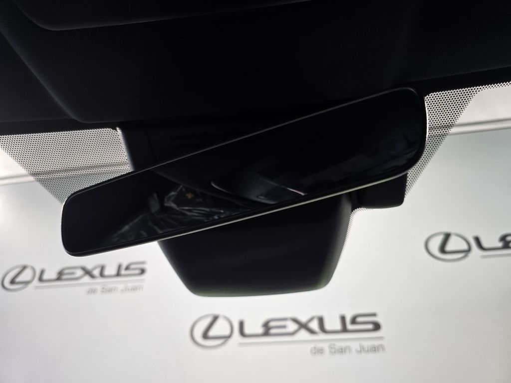 Thumbnail: 2026 Lexus UX - 20