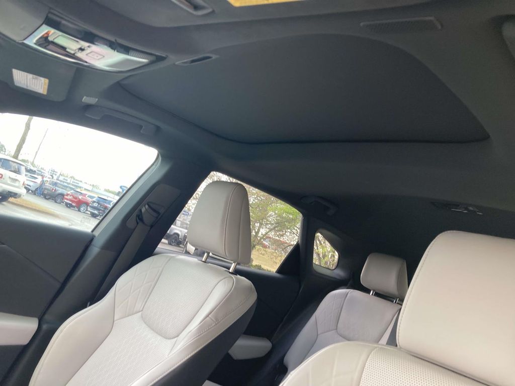 Certified Used 2024  Lexus 350 Premium Plus image 13