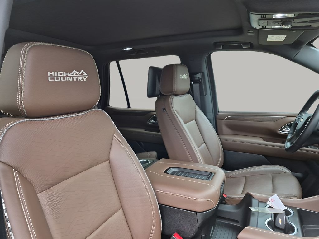 Used 2023 White Chevrolet High Country image 15