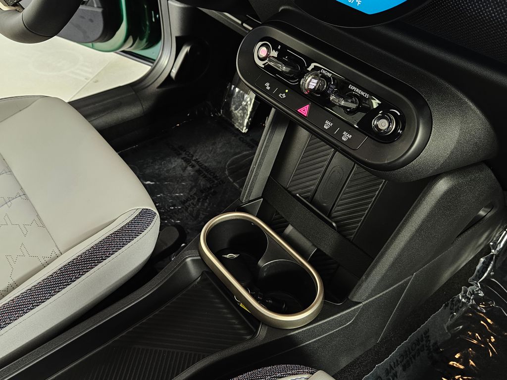 Thumbnail: 2025 MINI Cooper - 16