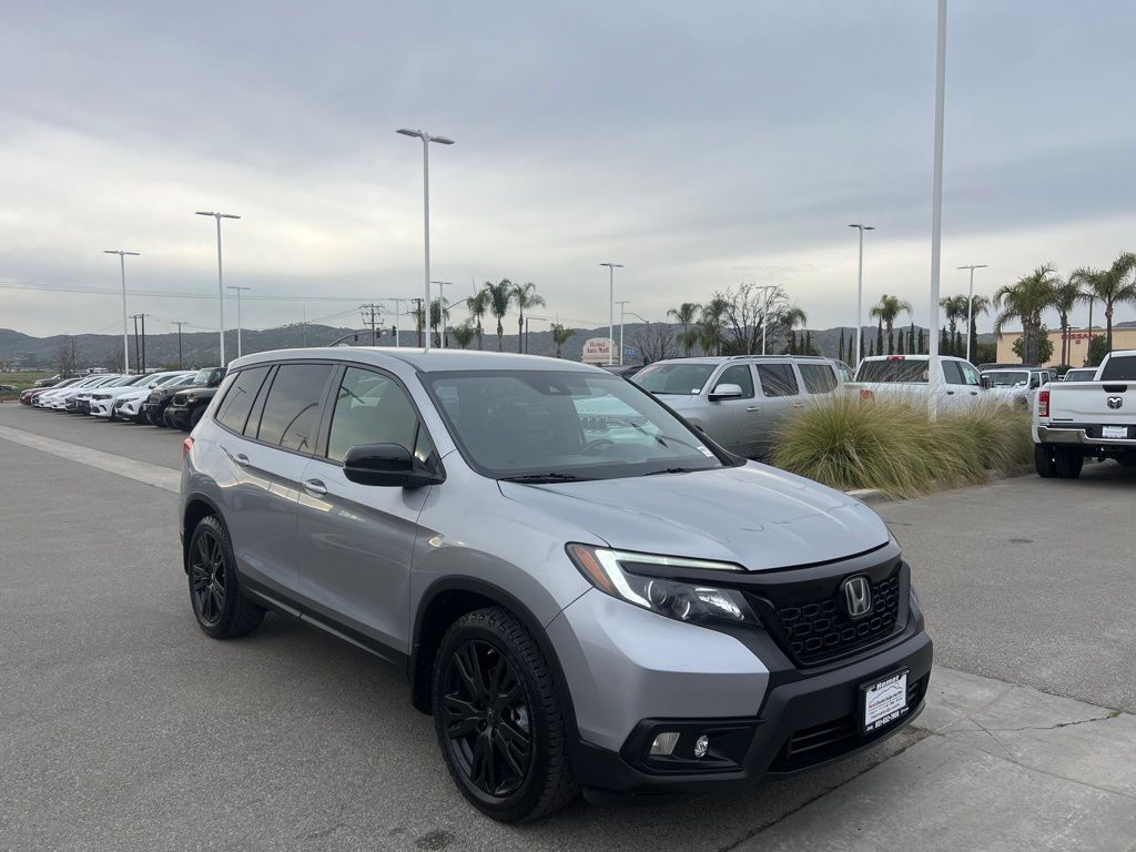 Lunar Silver Metallic 2021 Honda Passport Sport FWD SUV / Crossover Front-Wheel Drive 9-Speed Automatic