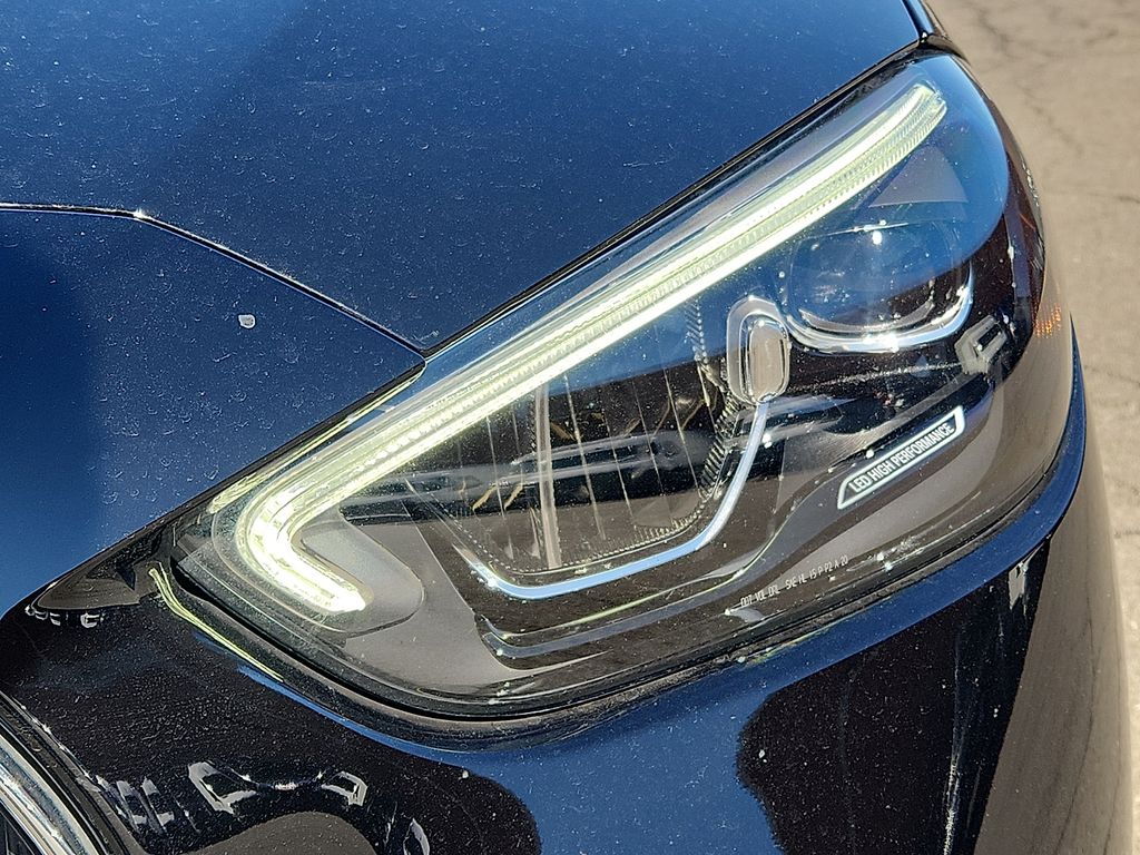 Thumbnail: 2023 Mercedes-Benz C-Class - 9