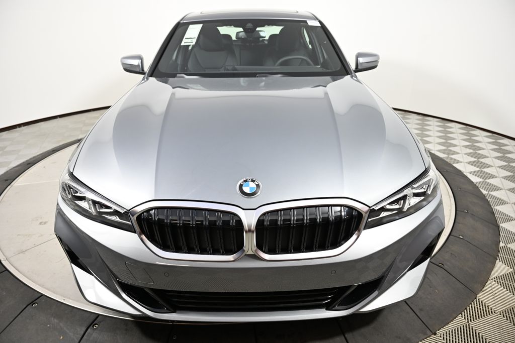 Thumbnail: 2026 BMW 3 Series - 8