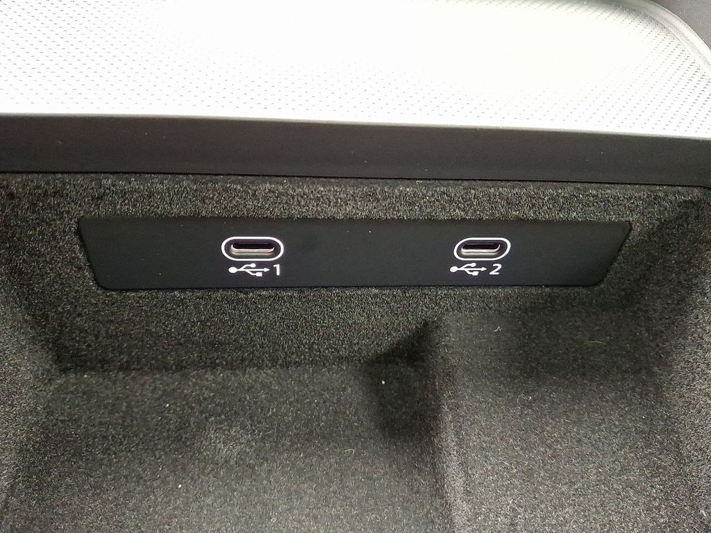 Thumbnail: 2025 Audi Q7 - 26