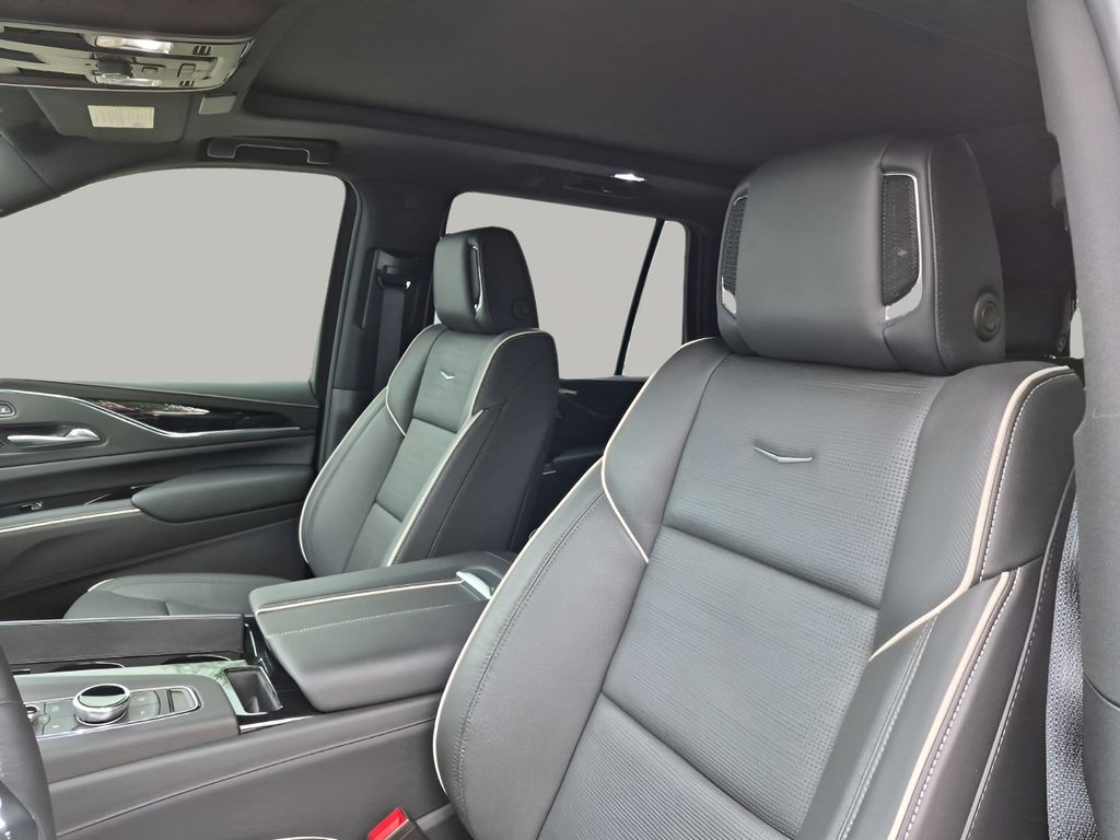 Used 2024 White Cadillac Sport image 31