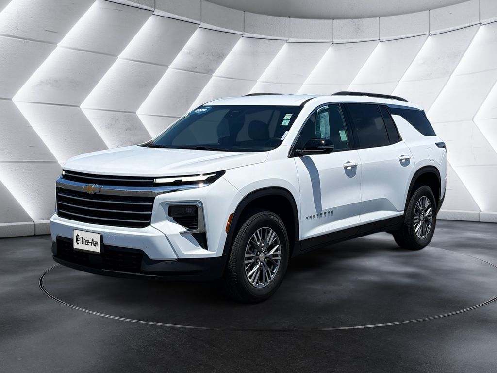 Summit White 2026 Chevrolet Traverse SUV / Crossover Front-Wheel Drive 8-Speed Automatic