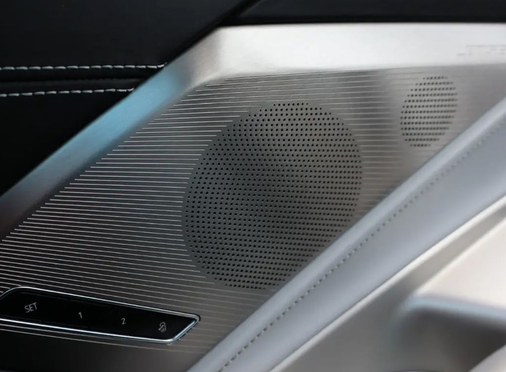 2022 Ceramic White Chevrolet Corvette Stingray RWD Coupe