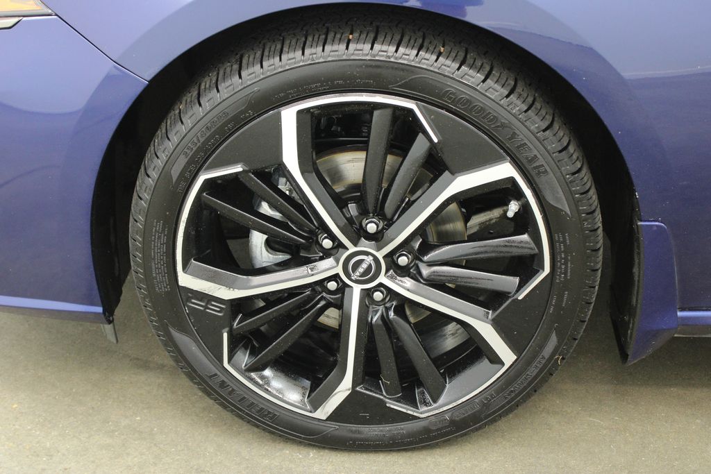 used 2023 Nissan Altima car, priced at $20,991