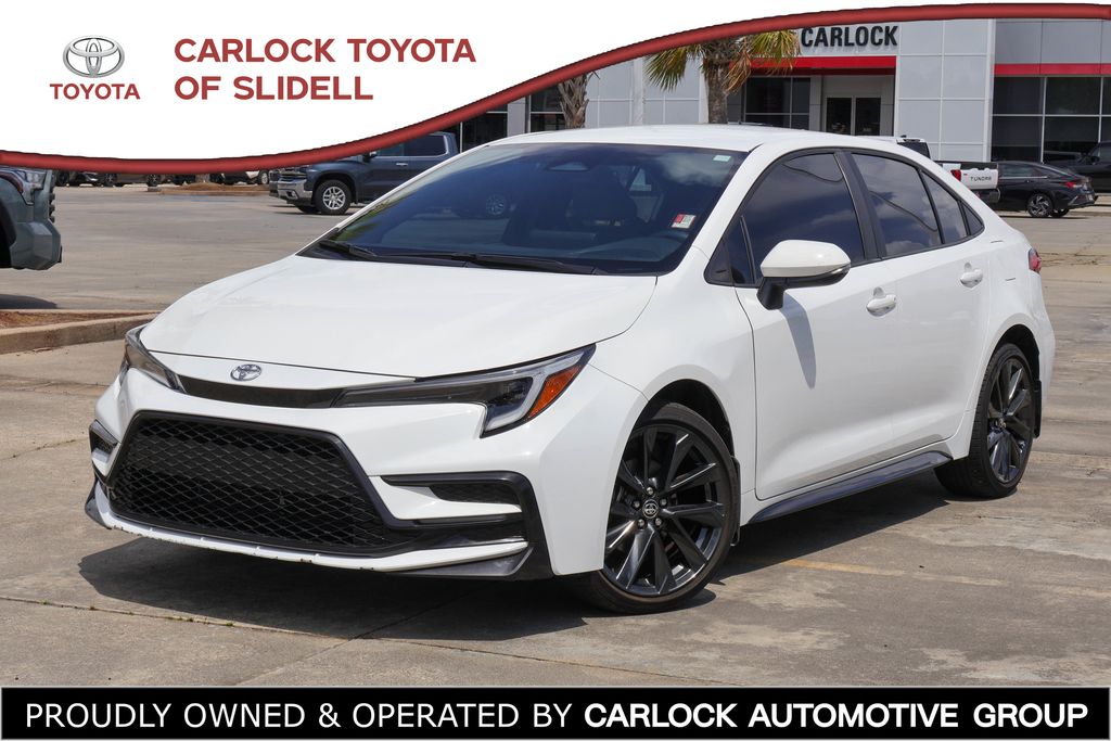 White 2024 Toyota Corolla SE FWD Sedan Front-Wheel Drive Continuously Variable Transmission