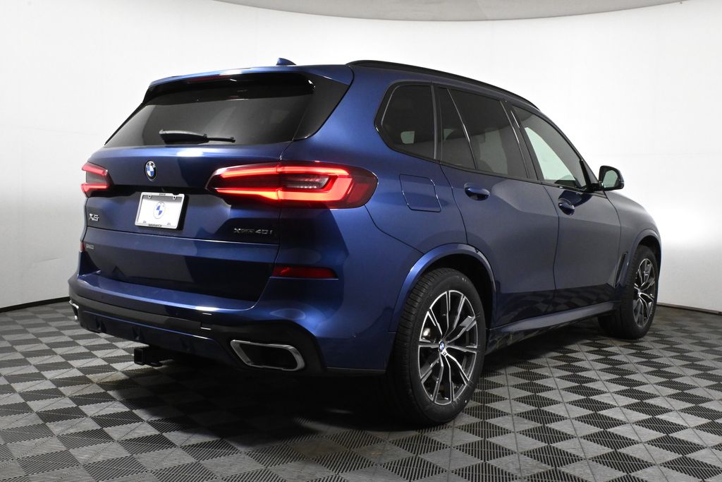 Thumbnail: 2021 BMW X5 - 6