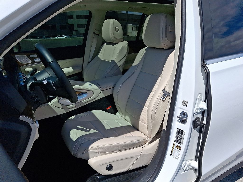 2024 Mercedes-Benz GLE 450 16