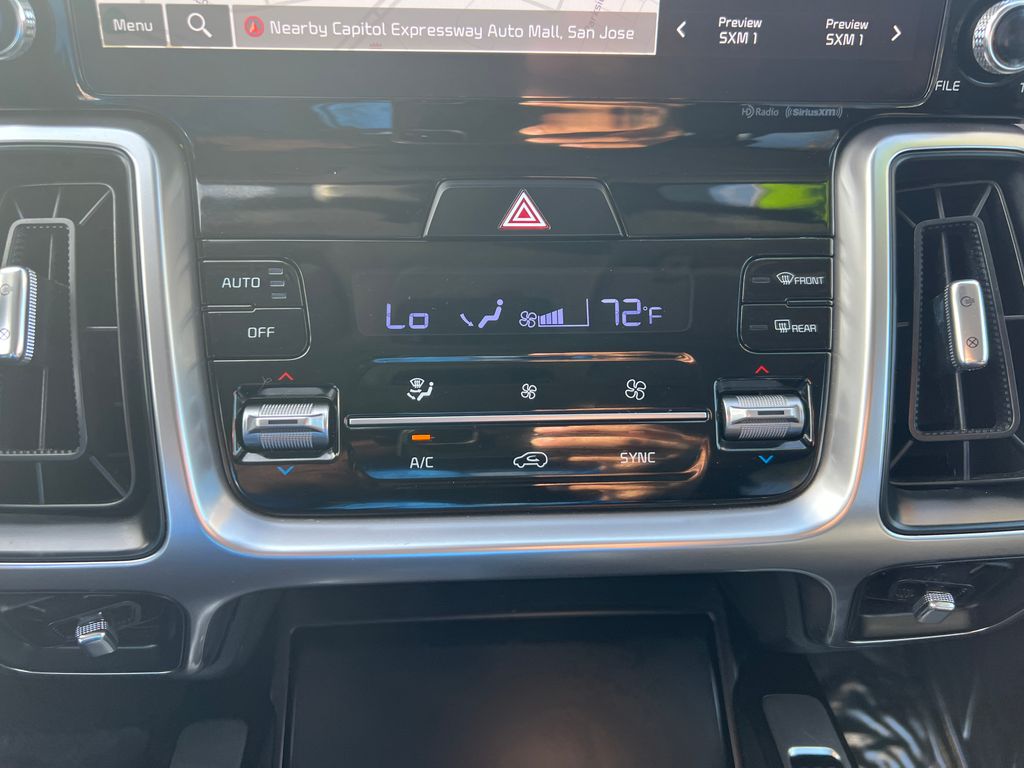 Thumbnail: 2022 Kia Sorento - 26