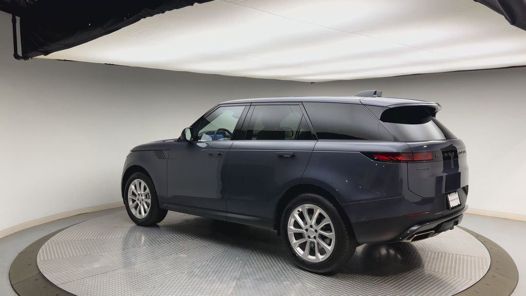 Thumbnail: 2024 Land Rover Range Rover Sport - 4