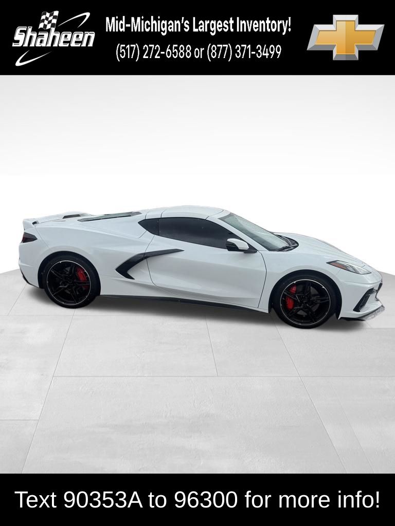 Arctic White 2020 Chevrolet Corvette Stingray 2LT Coupe RWD Coupe Rear-Wheel Drive 8-Speed Dual Clutch