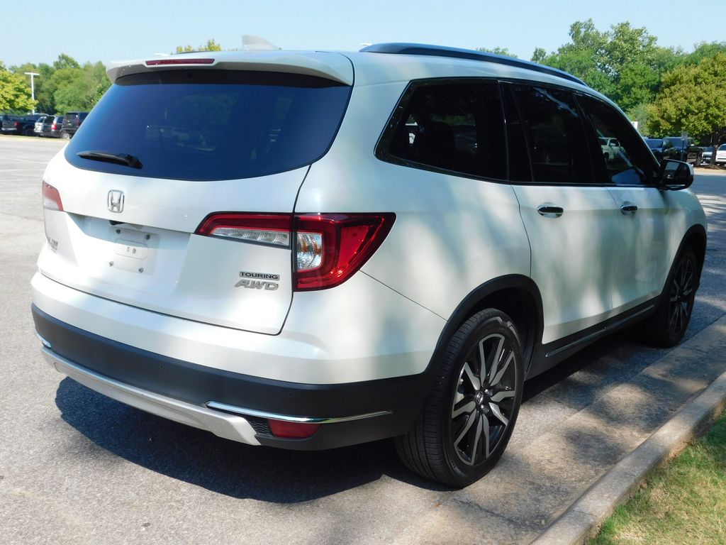 Thumbnail: 2019 Honda Pilot - 4