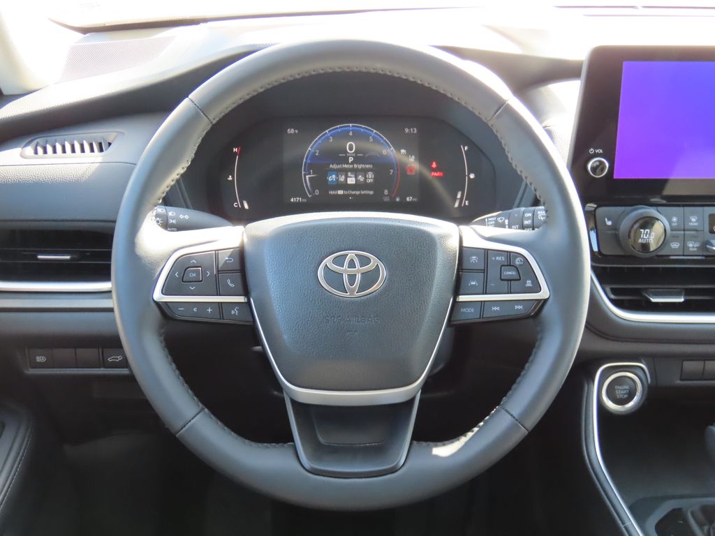 2024 Toyota Grand Highlander XLE 10